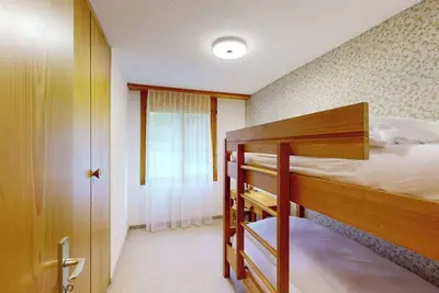 Image de The Erizun E3 is located in a quiet residential development of 5 houses.