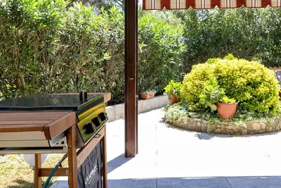 Image de Magnifique maison de vacances privée pour 4 personnes avec climatisation, Wifi, Tv et animaux admis