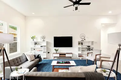 Image de Cozy 3br/2ba Retreat w/ Private Pool & Bbq