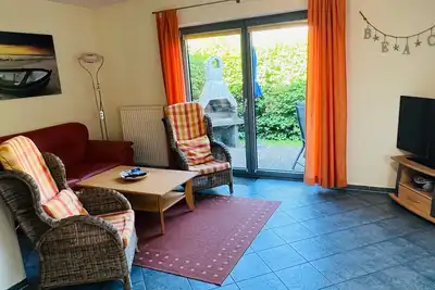 Image de Leuchtturmstraße house 12, only 150 m from the beach