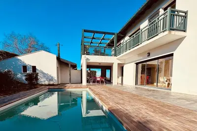 magnifique villa familiale d'architecte 4 chambres avec piscine, au calme