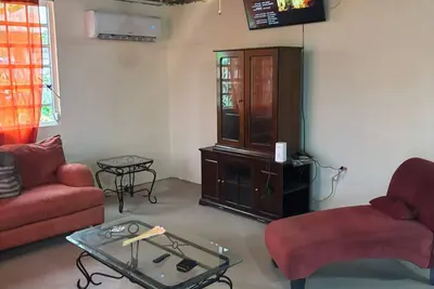 Image de 3-bedroom house in fabulous Vega Baja with WiFi, Ac, minute from the beach.