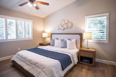 Image de Family-Friendly 4br Home with Backyard Fun