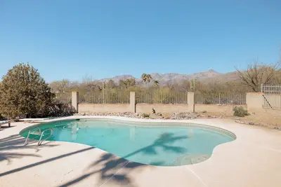 Image de Mountain View Escape with Pool - Newly Renovated