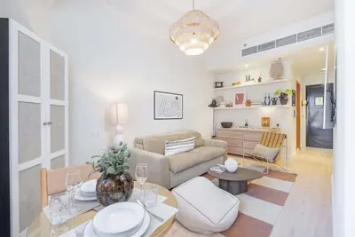 Image de StayShort - Cozy 1br in Jvt that Sleeps 4 with Balcony!