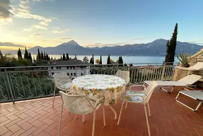 Image de Casa Merlo - Charming Appartement with spectacular terrasse and lakeview