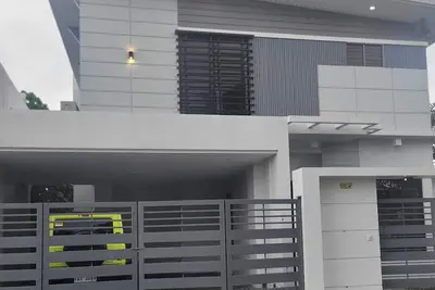 Image de 2 fl house-2 br, x-room, new car included - Westwood Sub-Division-Exclusive Area