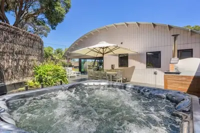 Image de *Wave House Rye*-spacious with Spa, new furniture