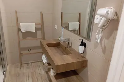 Image de Landlords Mirasinni