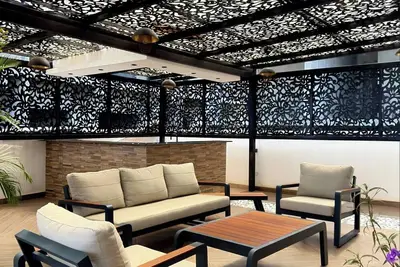 Image de Stylish 2br in Cantonments - Pool, Gym, Rooftop - Ideal for Long Stays