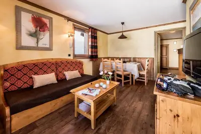 Image de Wifi, pied des pistes de ski, balcon, télévision, casier à ski, 45m², Tignes