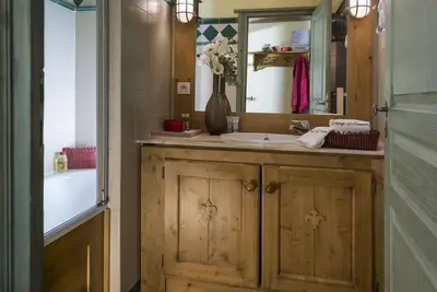 Image de Wifi, pied des pistes de ski, balcon, télévision, casier à ski, 98m², Tignes