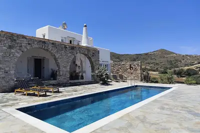 Image de Charming 2-bedroom villa in beautiful Antiparos with Ac, WiFi\nwith a great pool.