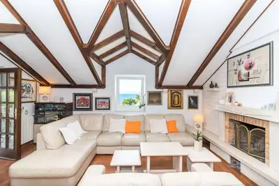 Image de Three bedroom Apartment with terrace and sea view