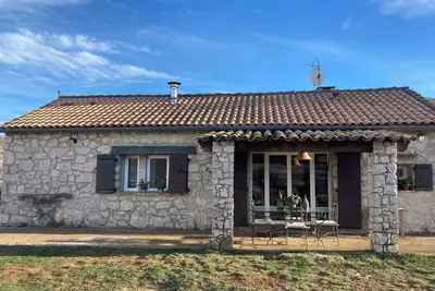 Image de Maison dans site naturel classé. Relaxation et connexion à la Nature garanties!