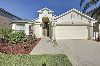 Image de Spacious 4 Bed villa with pool/spa and game room