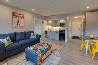 Image de Riverside Condo with Amenities