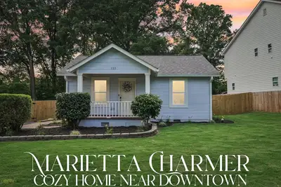 Image de Stylish 3br Near Dining, Parks & Shops