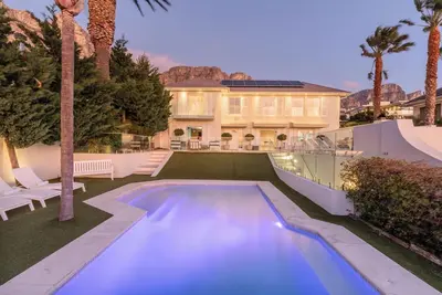 Image de Incredible 6bed w Pool in Camps Bay Villa Galazzio