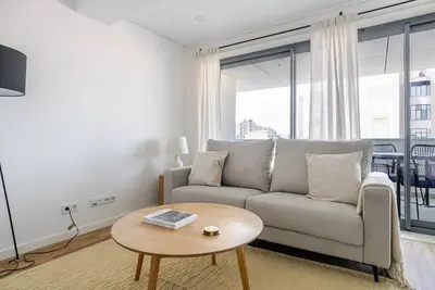 Image de Blueground | Alvalade, terrace, nr Campo Grande