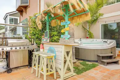 Image de Chic Coastal Home w/ Outdoor Oasis in Oxnard!