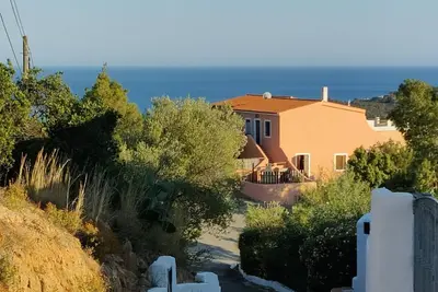 Image de Charming 2-bedroom house in superb Santa Margherita di Pula with Ac