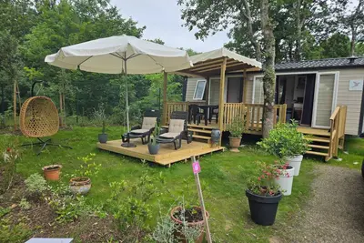 Image de mobil home tout confort 4 places, 1 km des plages, piscine, salle de sport