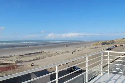 Image de Appartement moderne 2 chambres, balcon plage, animaux admis