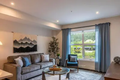 Image de Rivers Edge | Mtn Views | Ac | Bbq | King Bed