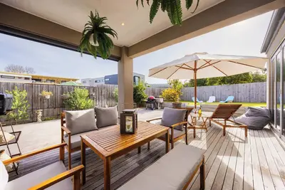 Image de Madeleine's Retreat | 500m to Beach & 1km to Shops