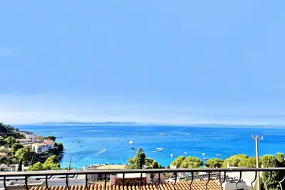 Image de Villa exceptionnelle avec vue panoramique sur la mer Av-81