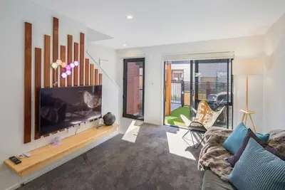 Image de Cosy Wellington Escape | Near Taita Train Station