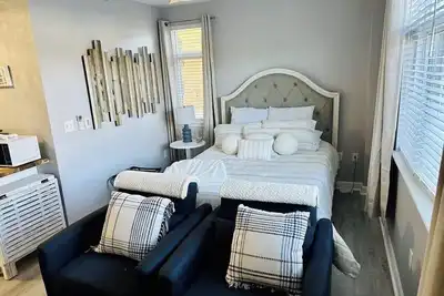 Image de Wake & Lake at Mariner's Landing Sml