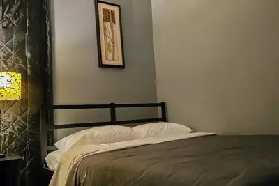 Image de Charming 2-bedroom apartment near Downtown Dearborn