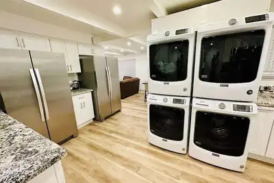 Image de Bring a Large Group