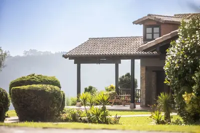 Image de Rural villa with sea views