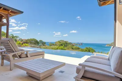 Image de Oceanview Villa Featuring Large Infinity Lap Pool at Las Catalinas