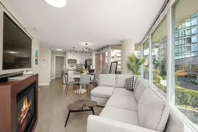 Image de ~Bright Living in Vancouver