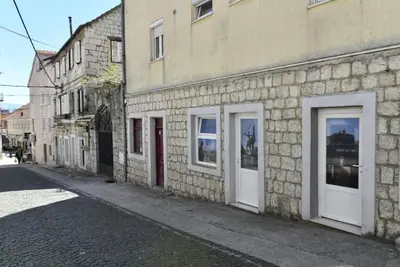 Charming Sinj Town Studio Apartments - Studio Apartments 1