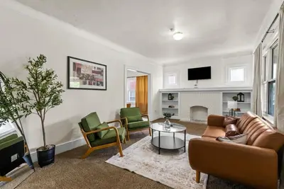 Image de Charming 3-bedroom house with Ac, WiFi in awesome Detroit