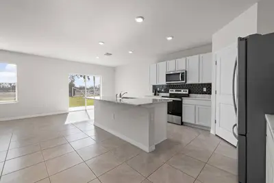 Image de Unfurnished, Brand-new 5-bedroom, 3-bathroom sanctuary