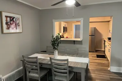 Image de Spacious 2-bedroom house with Ac, 15min from Downtown Milwaukee