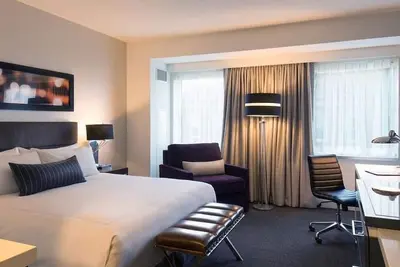 Image de 2 Spacious King Room with Rooftop Lounge & Scenic Views of Chicago