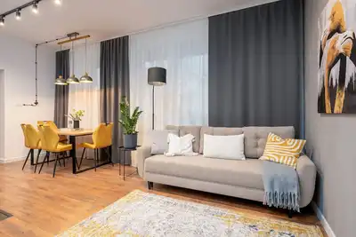 Urban Nest Golden Superior Apartment