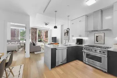 Image de Modern 4 bedroom in heart of Downtown Brooklyn across from Barclay's center