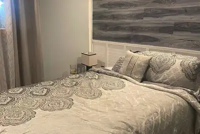 Image de Charming 3-bedroom apartment with Ac, WiFi in Glassport, Pa