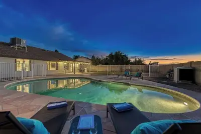 Image de Fabulous with complimentary Private Heated Pool!
