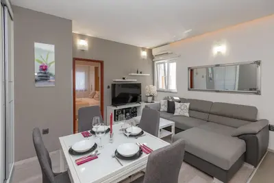 Image de Appartement d'une chambre avec air conditionné Split (A-24631-a)