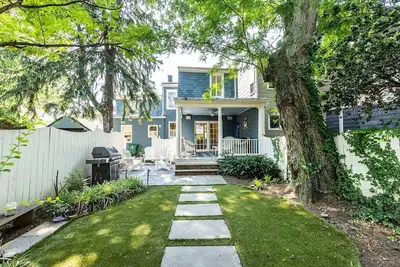 Image de Spacious Historic Home with Private Parking in the Heart of Downtown Annapolis