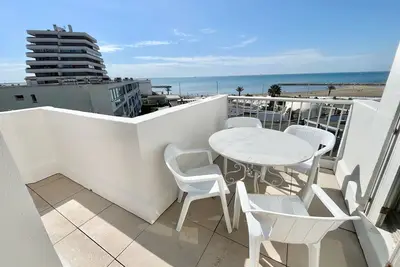 Image de Appartement P2 Climatisé avec Vue Mer à La Grande Motte